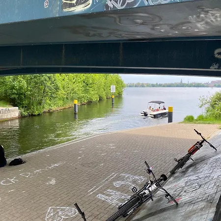 Ziegelhaus Am Ziegelsee * Schwerin (Mecklenburg-Vorpommern)