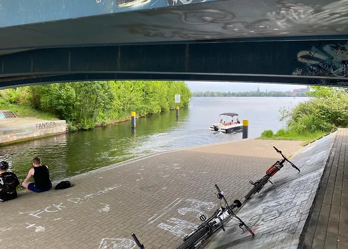 Ziegelhaus Am Ziegelsee * Schwerin (Mecklenburg-Vorpommern)